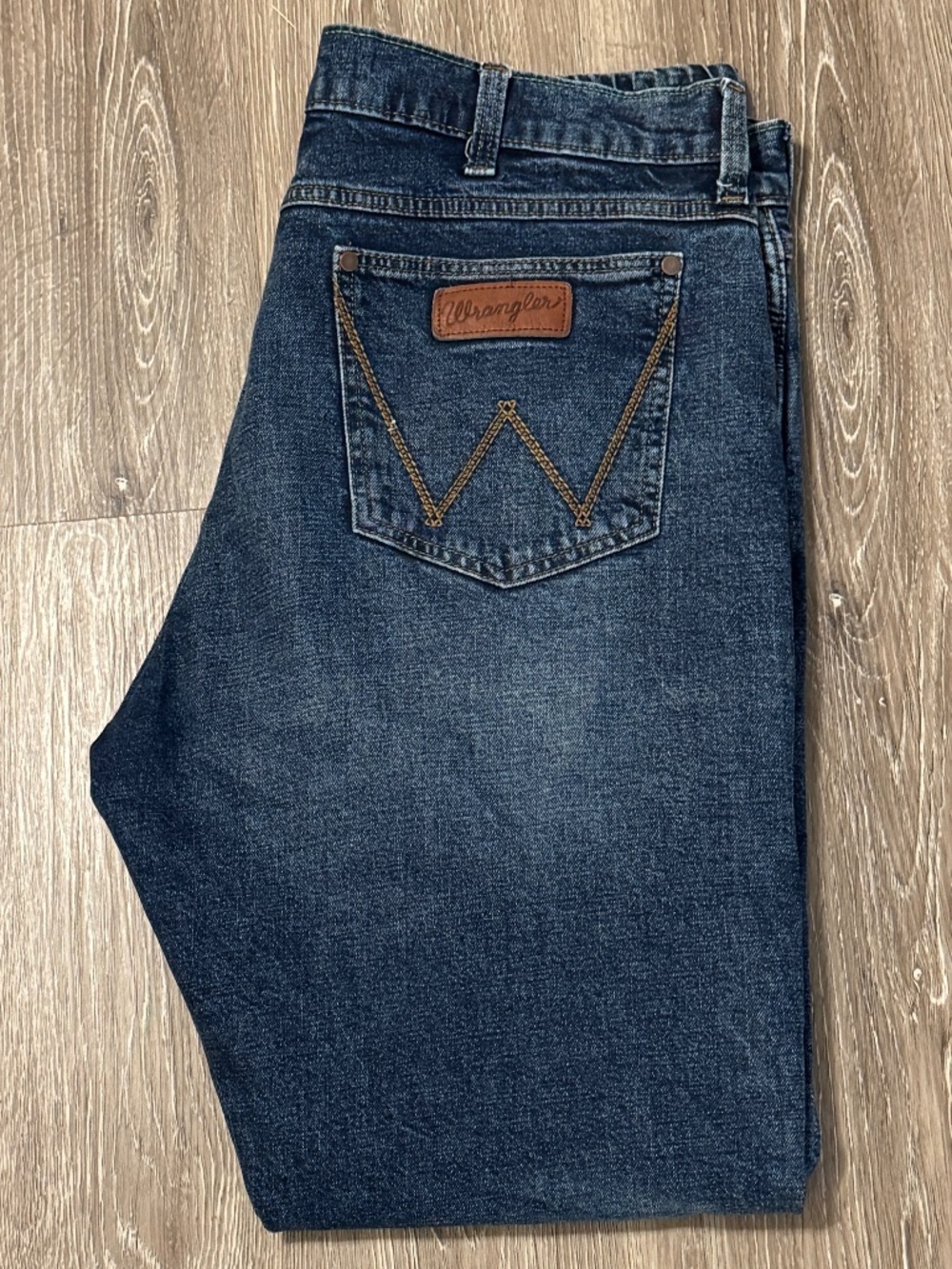Wrangler Retro Slim Straight Jeans  38" x 34"